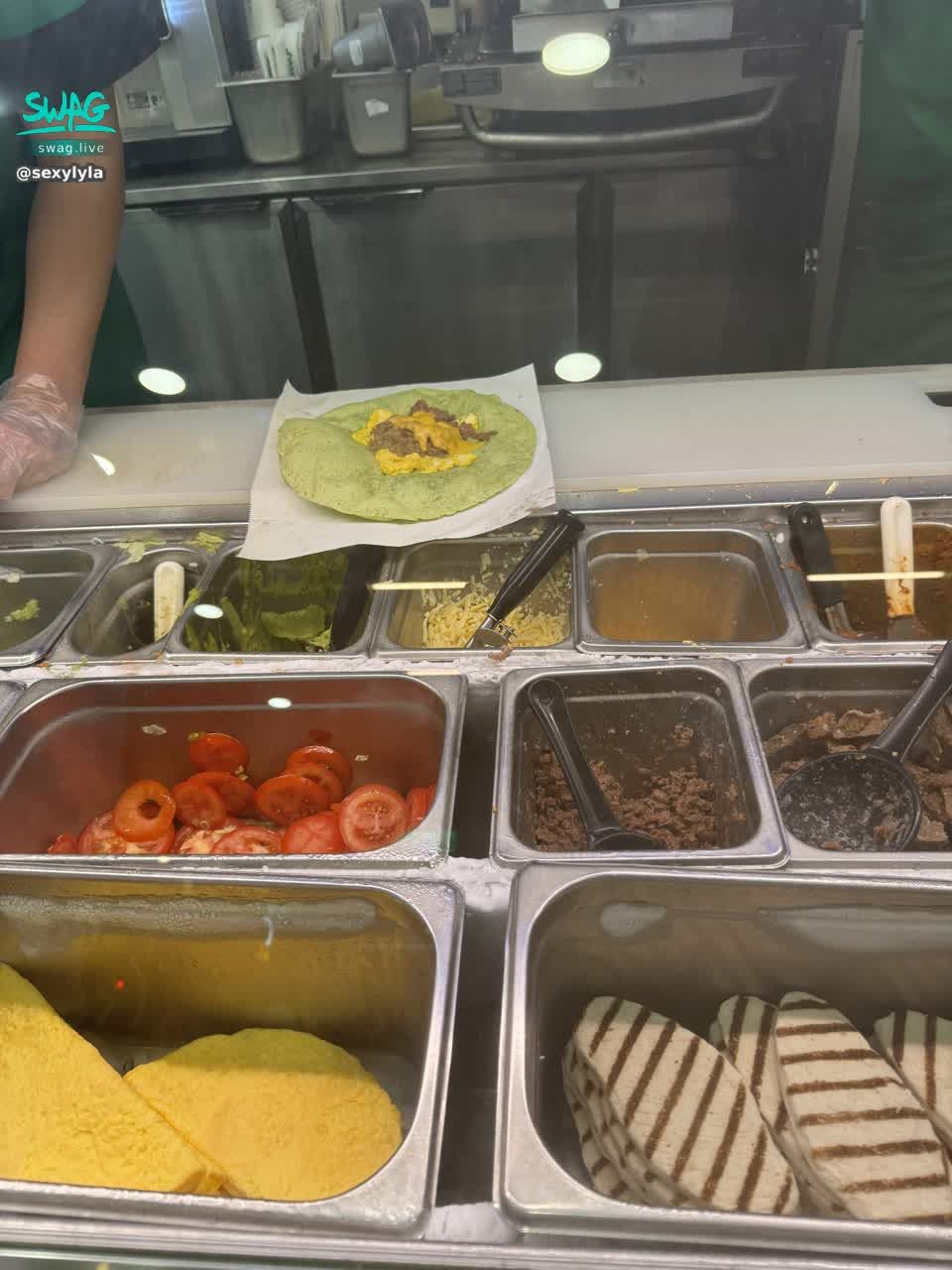 sexylyla : 登愣！
今天的晚餐🍲
常常不知道要吃什麼😭
這是不是臺灣人的通病😛