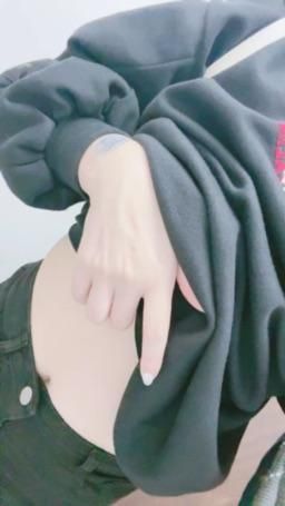 love.dodo_ : 在外廁所拍一下奶🥛隔壁廁所有人突然沖水 嚇到😂