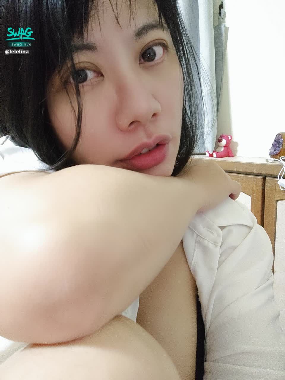 lelelina : 嘿嘿嘿
後面的熊是重點敲可愛❤️❤️
我是附屬的餒