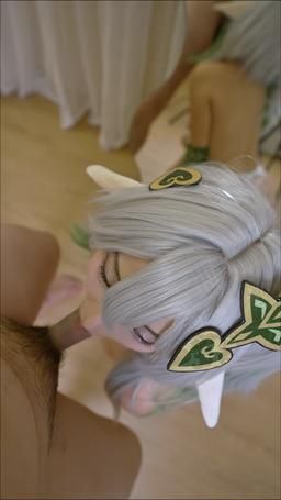 yuumeilyn : 拍照的時候突然覺得好興奮😳 吸了攝影師的雞雞…