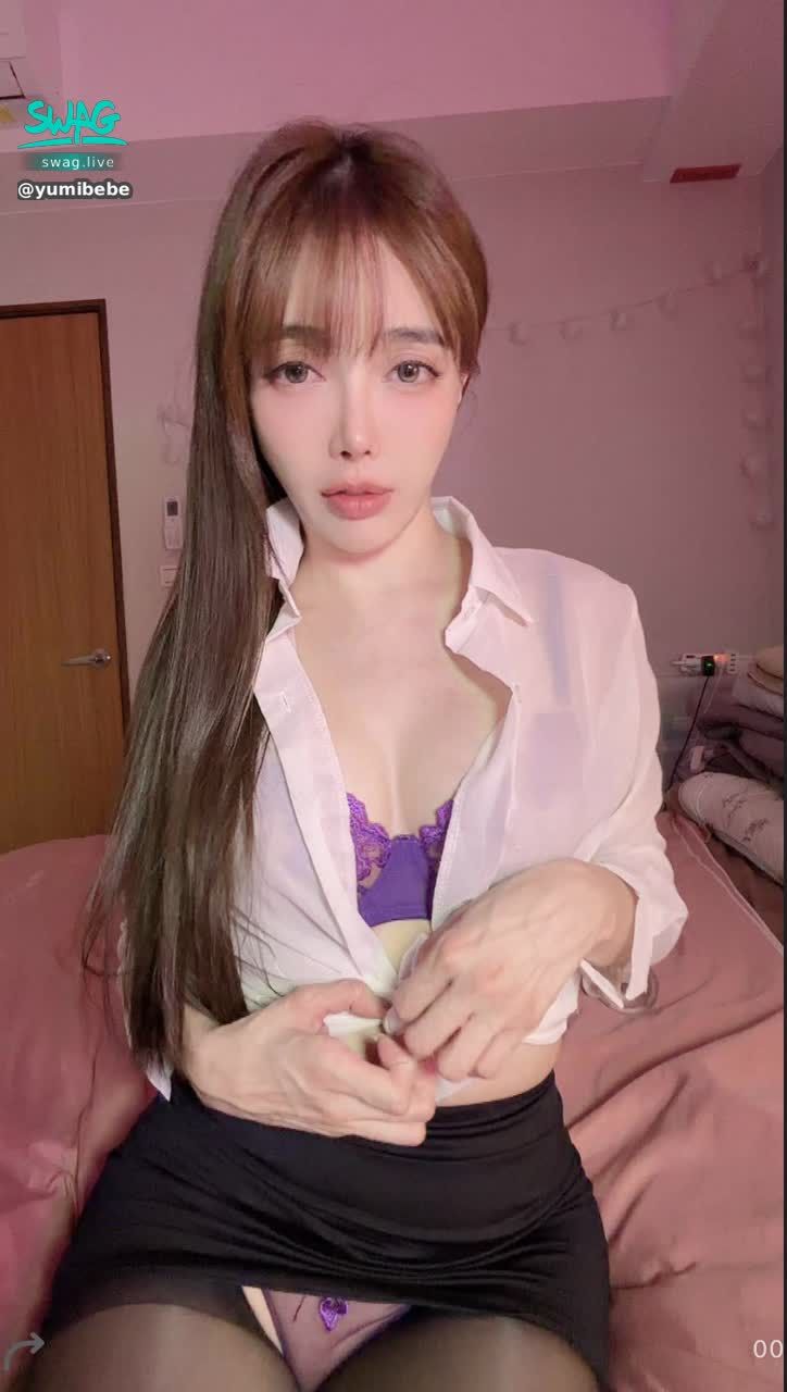 yumibebe : 你們昨晚看完表演，都偷偷跑去哪裡了🥺