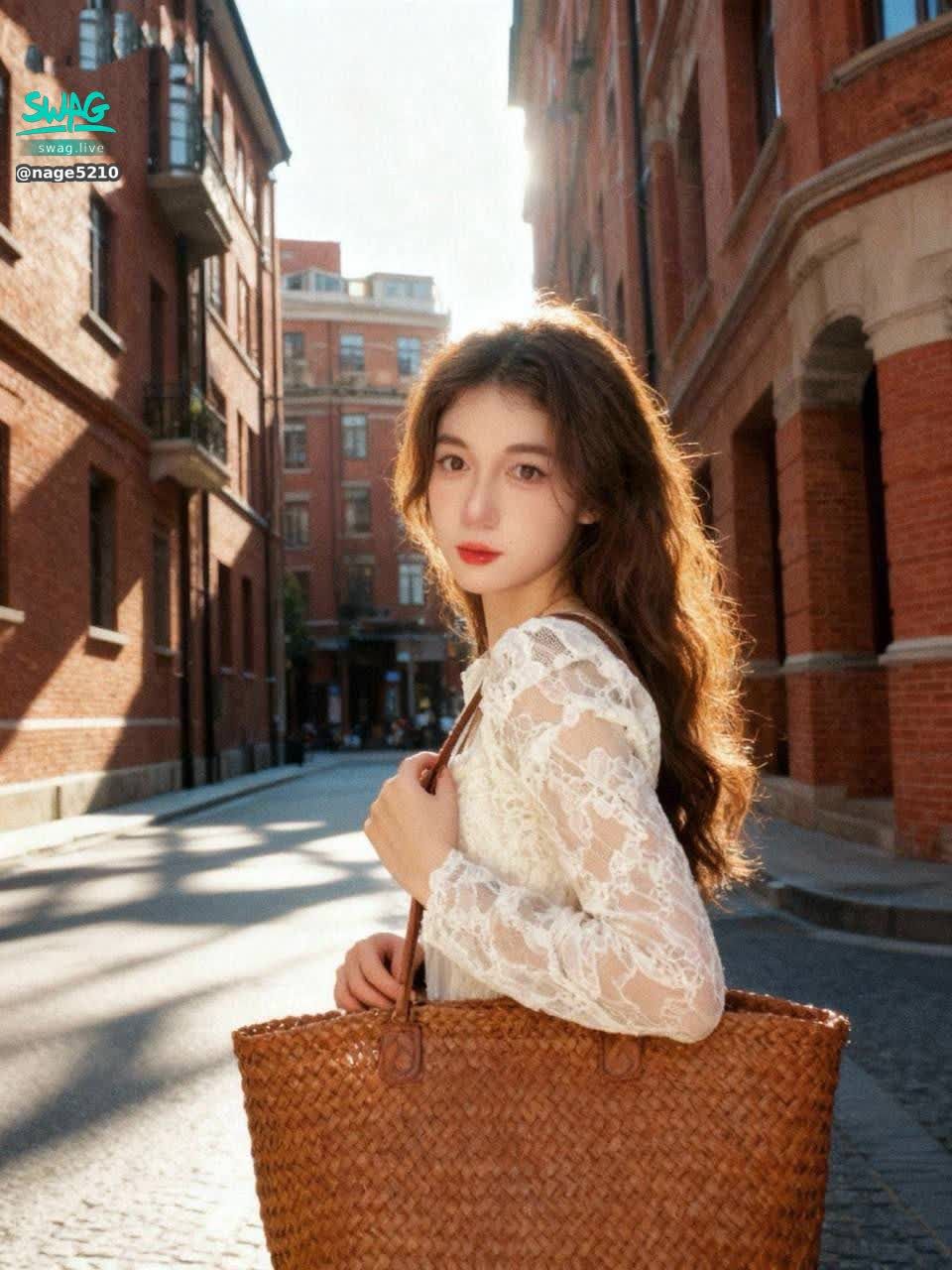 nage5210 : 老金只做高端精品,今晚的女主Iyna