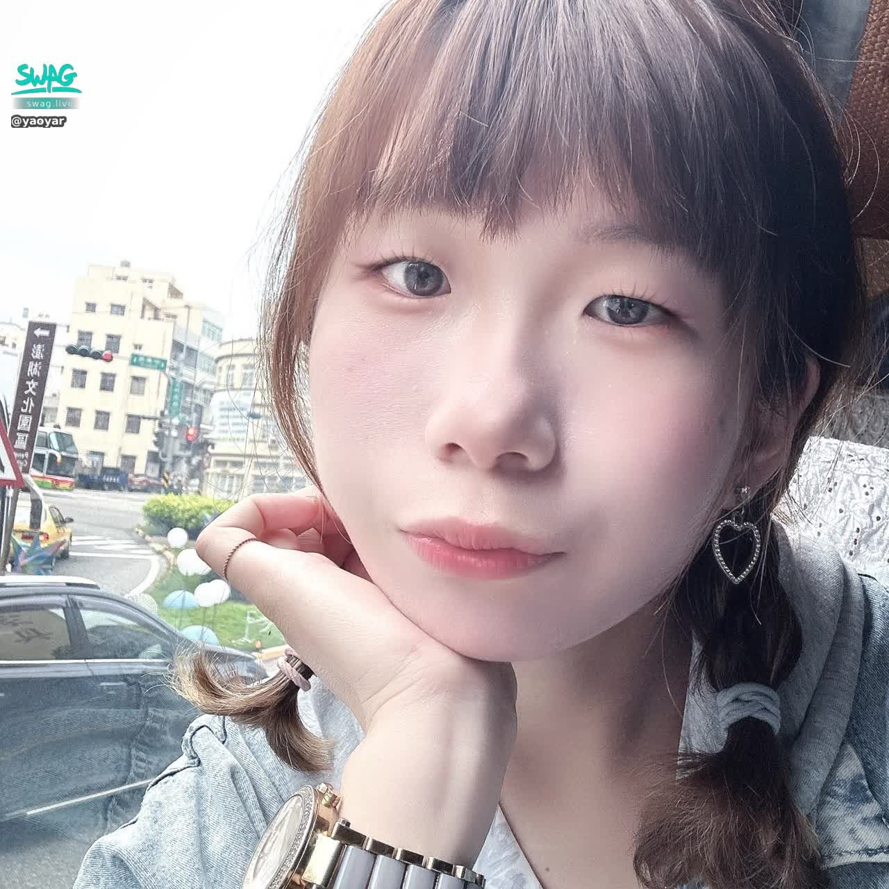 yaoyar : 今天晚上會開播喔❤️你們還會來支持我嗎？
11/19 (三) 晚上8點上播
記得先追蹤+私訊才可以拿福利

#sexy #性感 #新人 #露臉 #生活 #日常