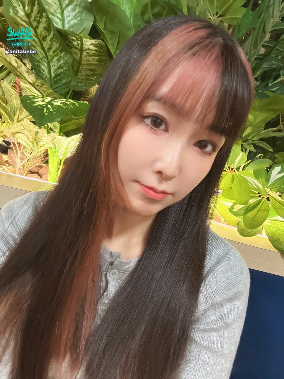 anitabebe : 11/27(四)22:45性感情趣蕾絲睡衣聊天居家女孩
達20萬鑽石 性感睡衣表演脫衣誘惑
#主題直播