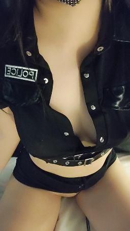 florababy : 哥哥看过来😈