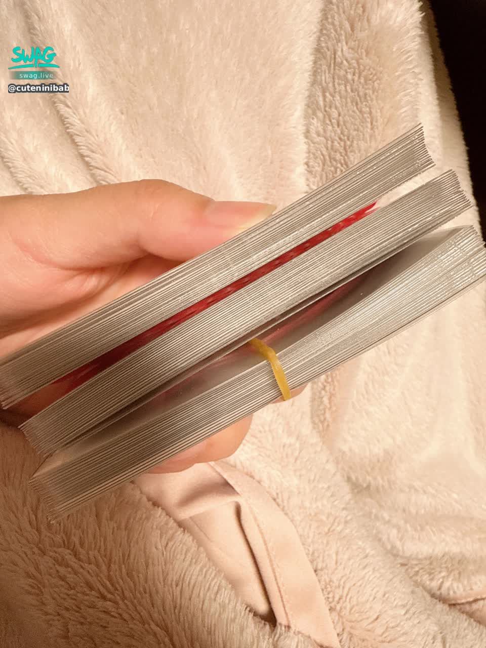 cuteninibaby : 快整理好禮物～🎁
前20名的哥哥們～期待嗎😚？