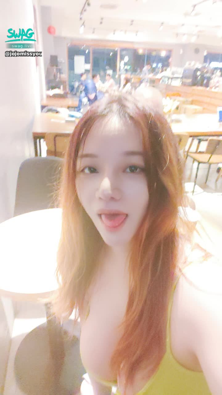 jojomissyou : 咖啡廳下午茶
#生活 #sexy #騷 #露臉 #奶