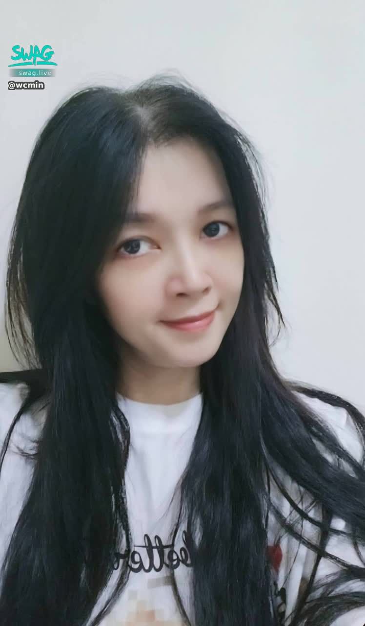 wcmin : 我是新人 小奈奈，不是小奶奶也不是老奶奶喔！
