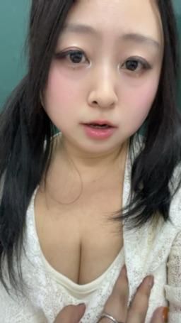 qianxingchen. : 工作中 來滿足我吧