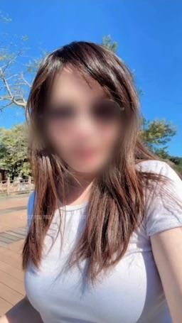 catmumu : 【🌲苗栗三灣🌲】小民宿遊記

今天好熱(熱)
平常在冷氣房待太久了..
出來行行光合作用也好😆