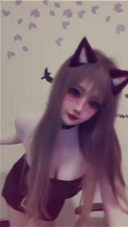 aisa : 喜歡愛紗幫忙支持限動影片😉衝一波熱門流量好嗎