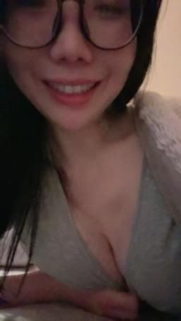 bershuka : 早安電台📣