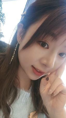 sexybaby5201314 : 上班偷偷拍一段