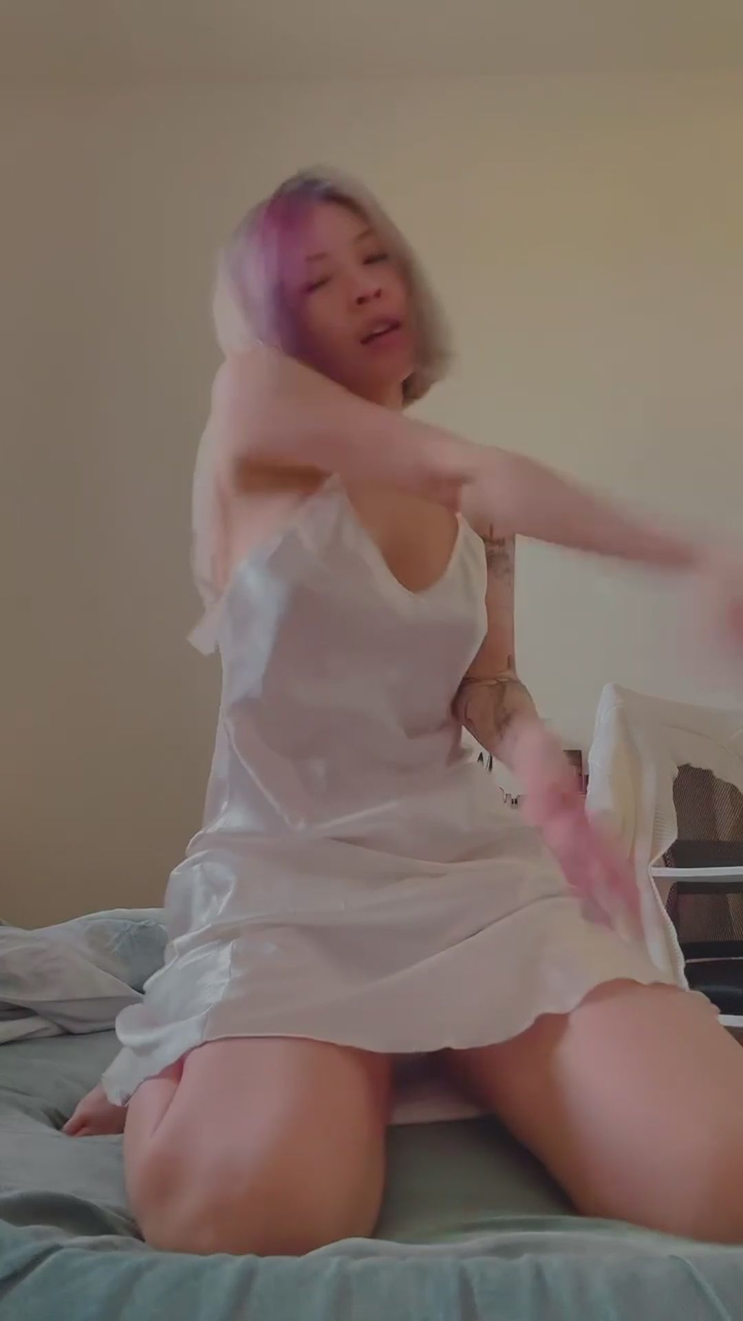 lustine : 老樣子:)完整版私訊我😈😈😈
清影片庫存囉~
限動到期後影片都會刪掉
#私訊 #sexy #性感 #生活 #奶 #誘惑