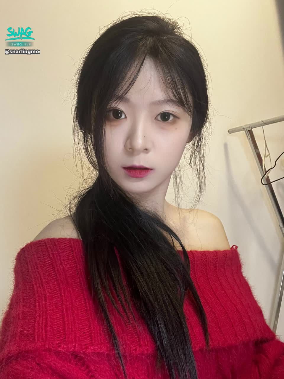 snarlingmoon3705 : 身体突然不舒服，今天先不播了，抱歉哥哥们