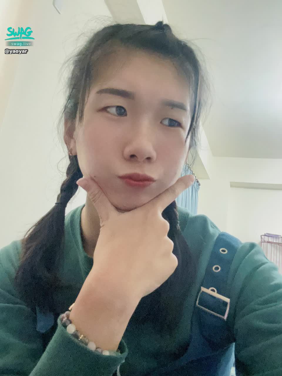 yaoyar : 這兩天不會開播囉～但是想約會可以私訊❤️一起吃飯、聊天逛街都可以！誰要當我第一位🫣 #約會 #私訊 #sexy #性感 #生活 #日常