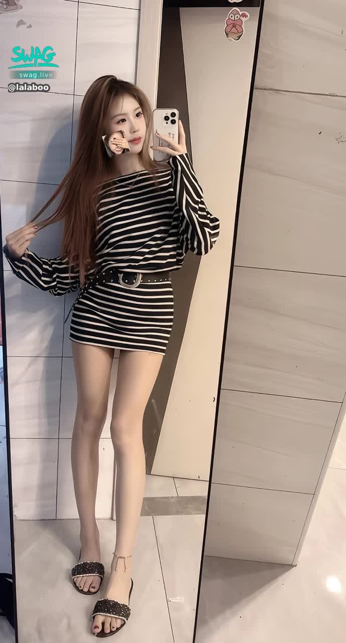 lalaboo : 今天助教妹妹约我们打台球，喝酒。稍等开播