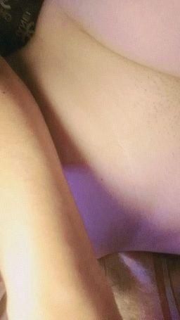 amariah : clean shaven