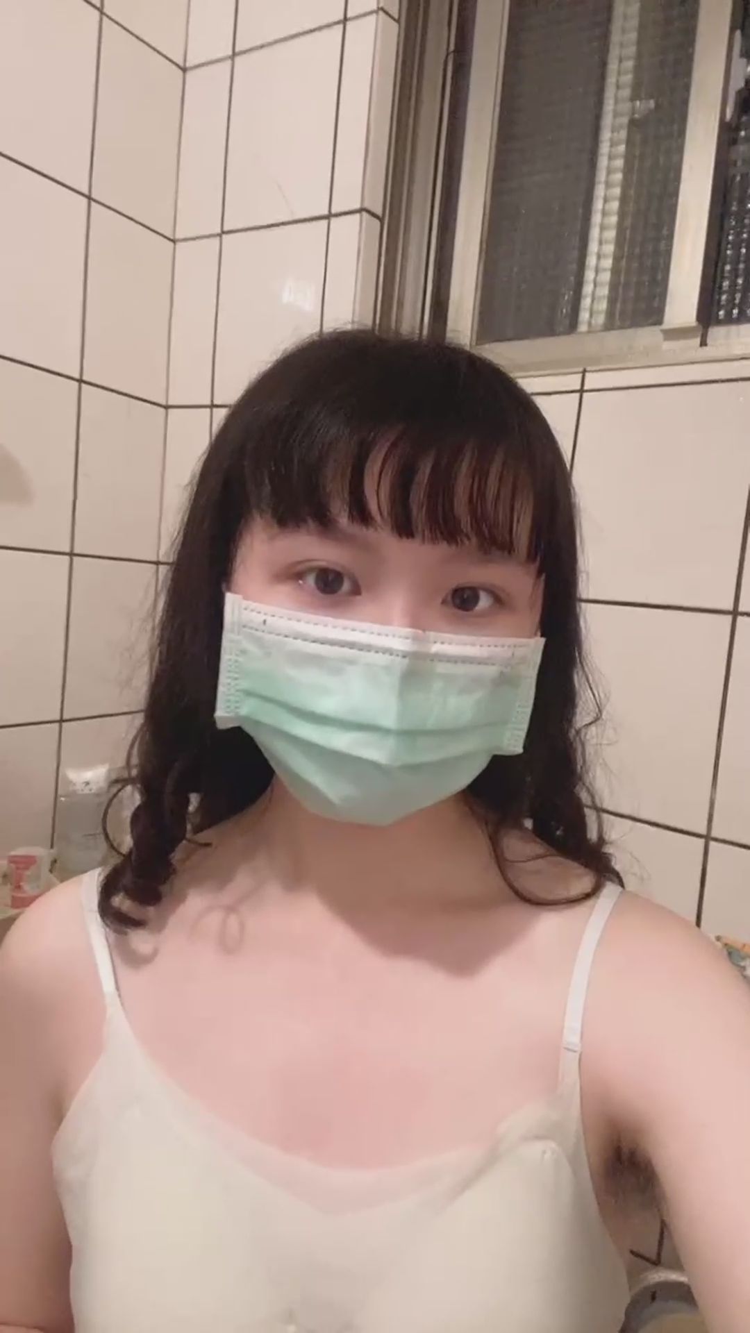 lin880317 : 在浴室偷偷自己來🫣好刺激好色情～ #sexy #性感 #生活 #騷 #浴室 #誘惑