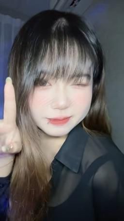 xing_612 : 11月最後一份小禮物🎁
11/25 21:00跟Babe不見不散💗有小驚喜發放唷😙