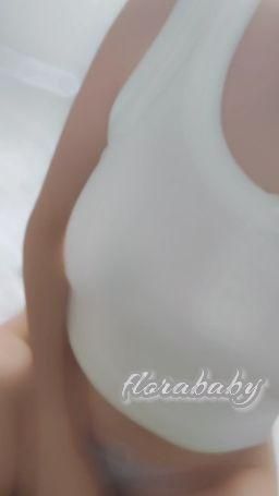 florababy : 哥哥在做什麼呢？