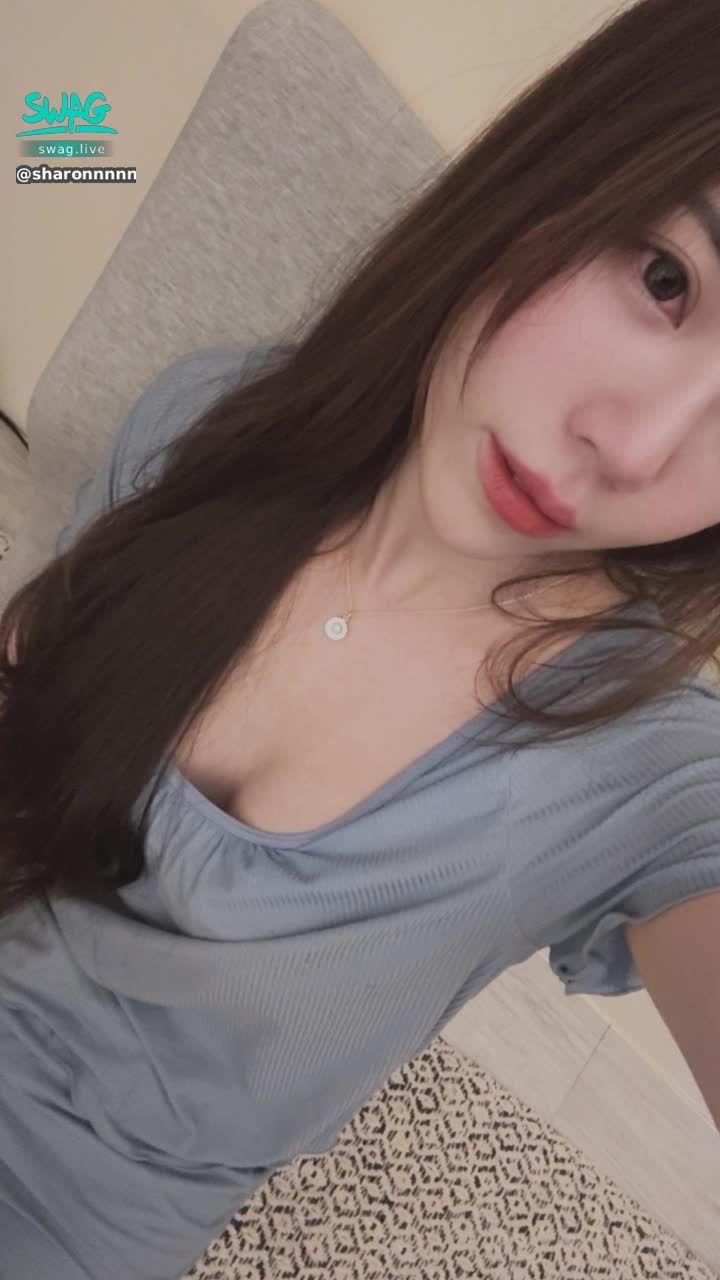 sharonnnnn : 最近的狀態好差😣😔每次都做不好我真的很自責💔⋯很想恢復以前的樣子，請再多給我幾次機會好嗎🥺💕