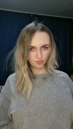 pinkpather : lick my titts Babe😈