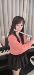 lolixninax : 小蘿莉妮娜吹長笛給哥哥聽💘