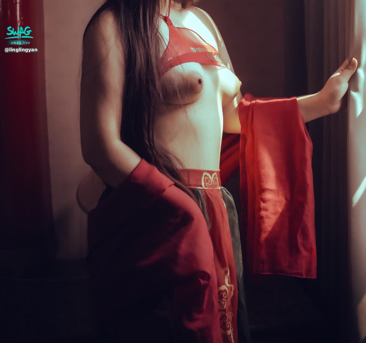 linglingyan : 🥵