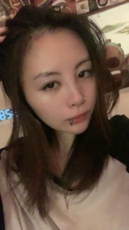 quellaa : 等等六點開播唷♥️🎁