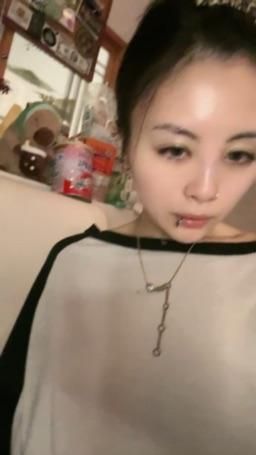 quellaa : 十點回來繼續舒服喔💕♥️