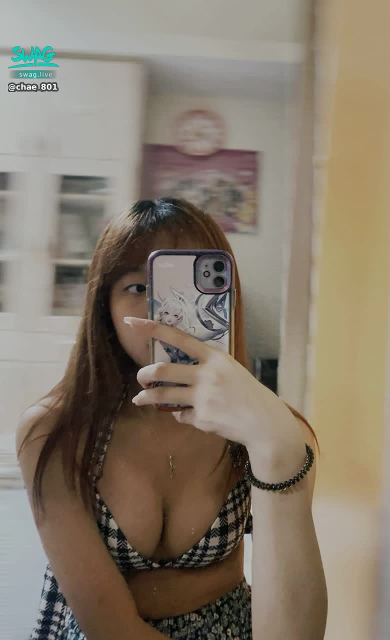 chae_801 : 為什麼兩年前的我比現在還辣🥵