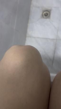 i**************8 : 猜猜我在干嘛