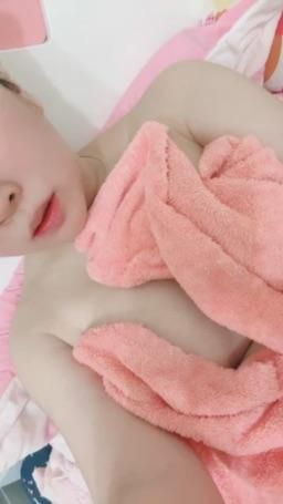 sexyenen : 洗香香🛁