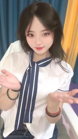 abcd_c : 你命里缺我🤭🤭