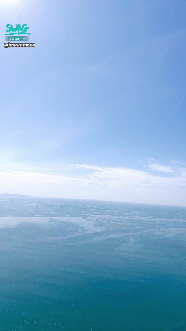 brownmoon6916 : 🏖️