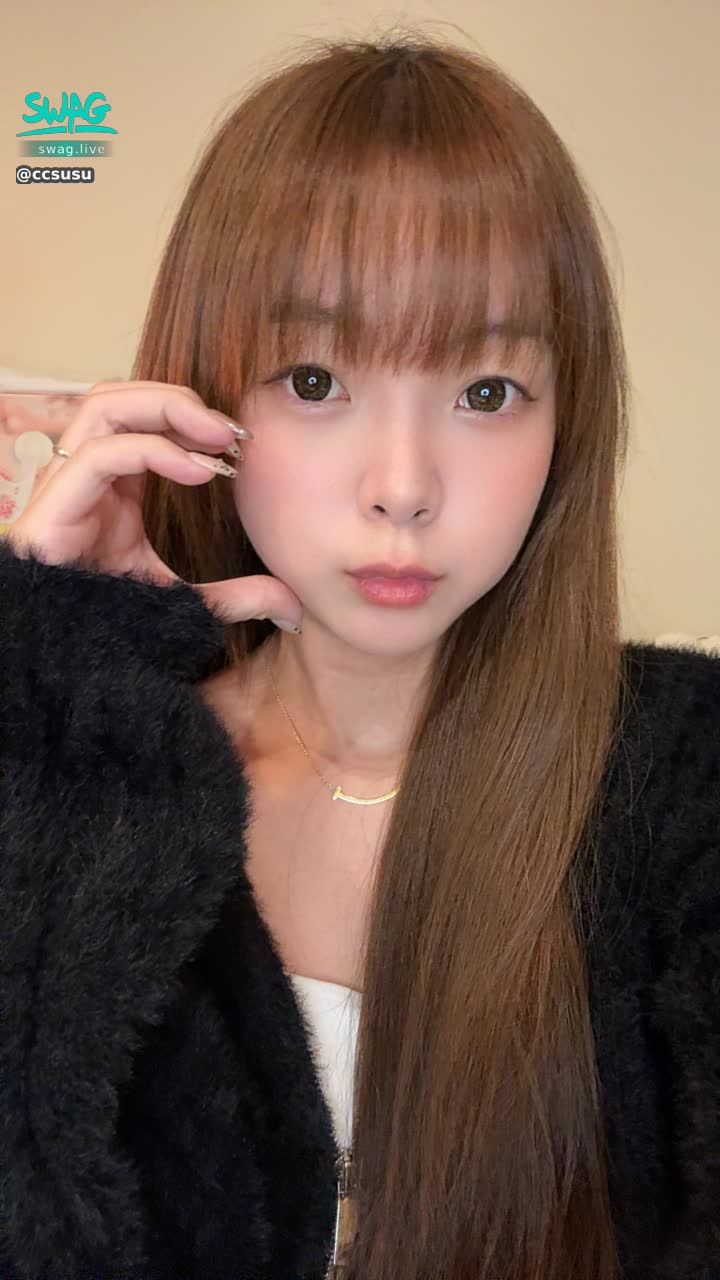 ccsusu : 22：00 上播🤍🤍