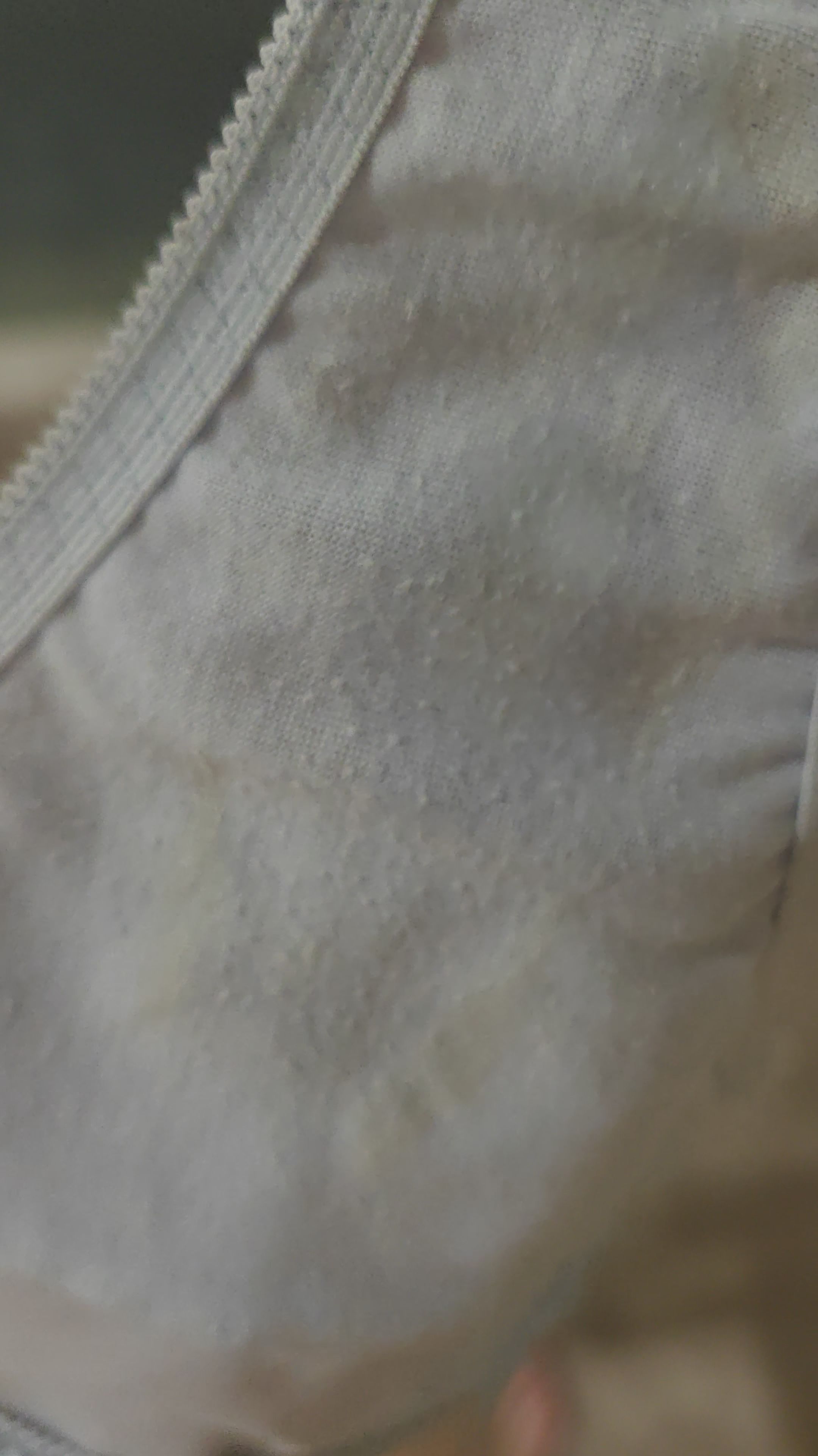 quanna : 好濕好騷的原味小褲褲 有粉絲想要收藏嗎😳🫣