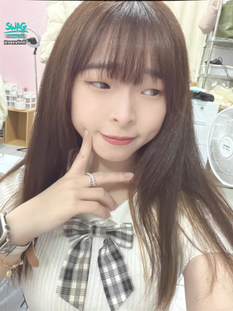 sexylinli : 12/16 有個小小同樂會，如果你想和禹兒一起去可以聊天室私我☺️💗還會遇到其他主播呦🪄💝！
#一個名額（難得機會呀呀呀🫶🏻😝
#刷一個「雙棒應援」🉐 1支約會籤
#刷10個再送一部露臉慰慰影片💦