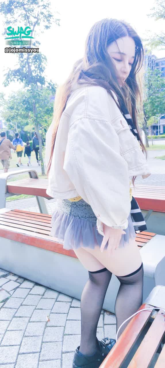 jojomissyou : 戶外玩火辣裝扮