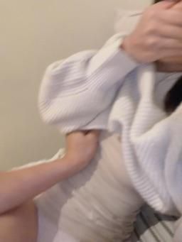 ouopuppy : 🔞氣氛使然的激情夜晚❤️🔥
努力不叫出聲⋯但雙腿怎麼打開了???
#7pupu小姊姊