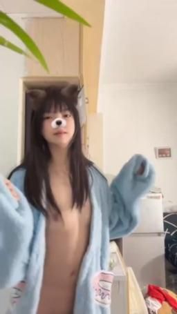 xiaoniannian : 骚起来啦