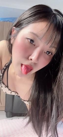 yujin_012 : 你好老公😘