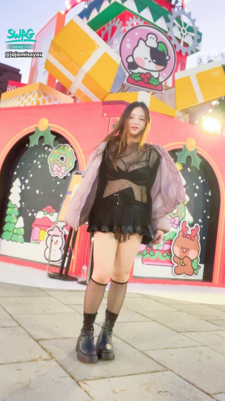 jojomissyou : 來走走 聖誕節耶