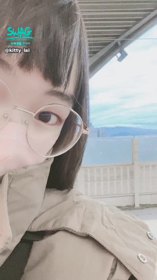 kitty_lai : 人都還沒醒
已經在月台趕車了🥺