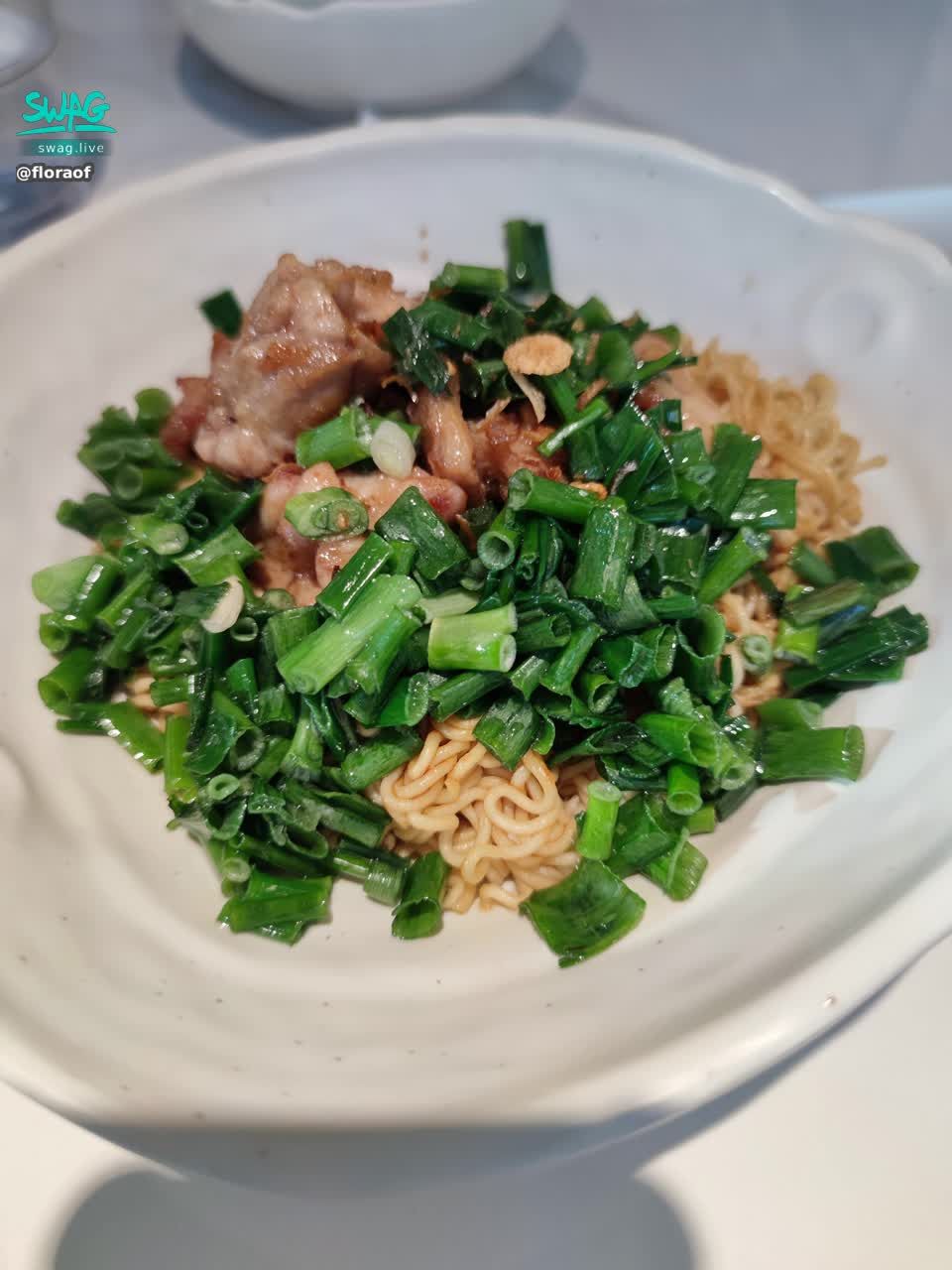 floraof : Babe午好 今早成身散哂