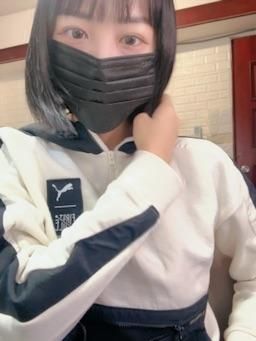 dreamyloli : 玩弄乳頭