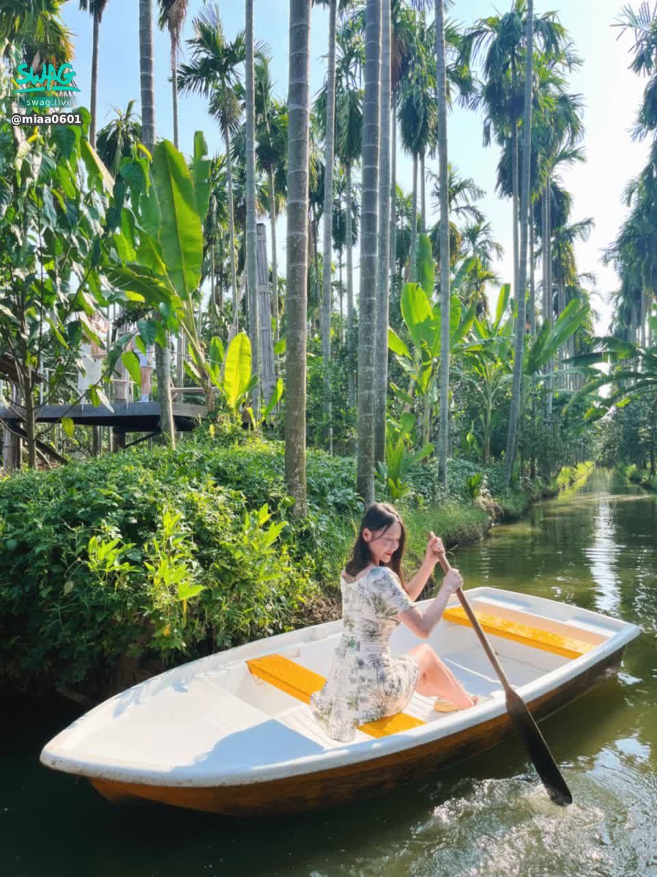 miaa0601 : 划船🚣