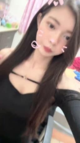 nesu_cute : 今晚10:30 來看看「平常看不到的奶酥」
表演會…比較刺激一點😈
但內容只有進來的人才會知道。
敢來嗎?Babe