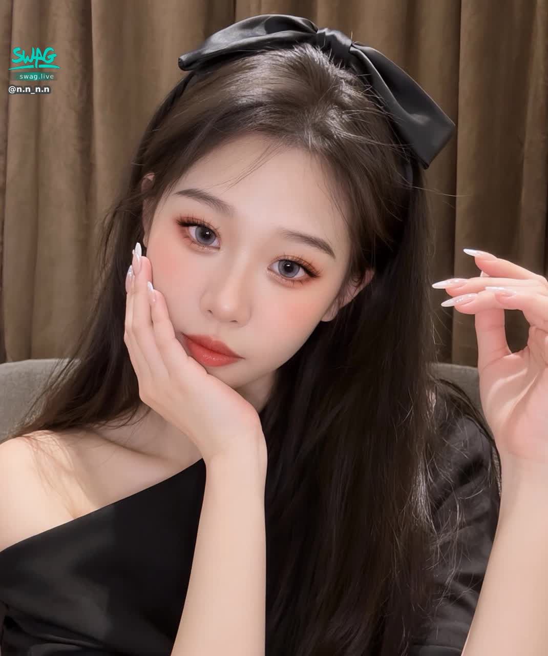 n.n_n.n : 妮娜今天22:00開播喔🥰🥰再來跟妮娜聊聊天❤️